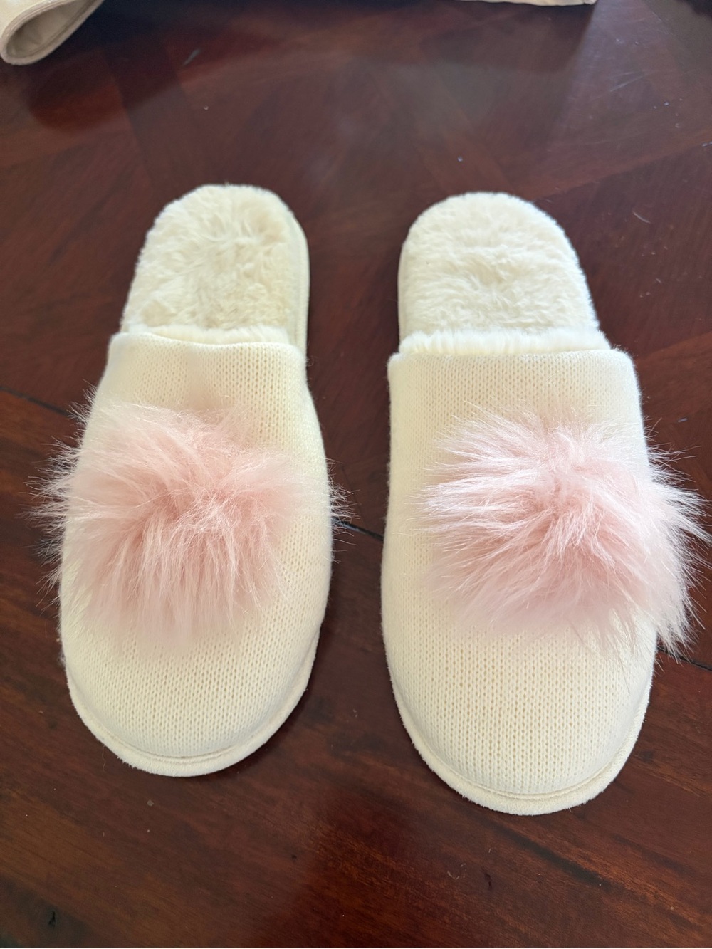 INC International Concepts Cream Slippers with Pink Pom Accents